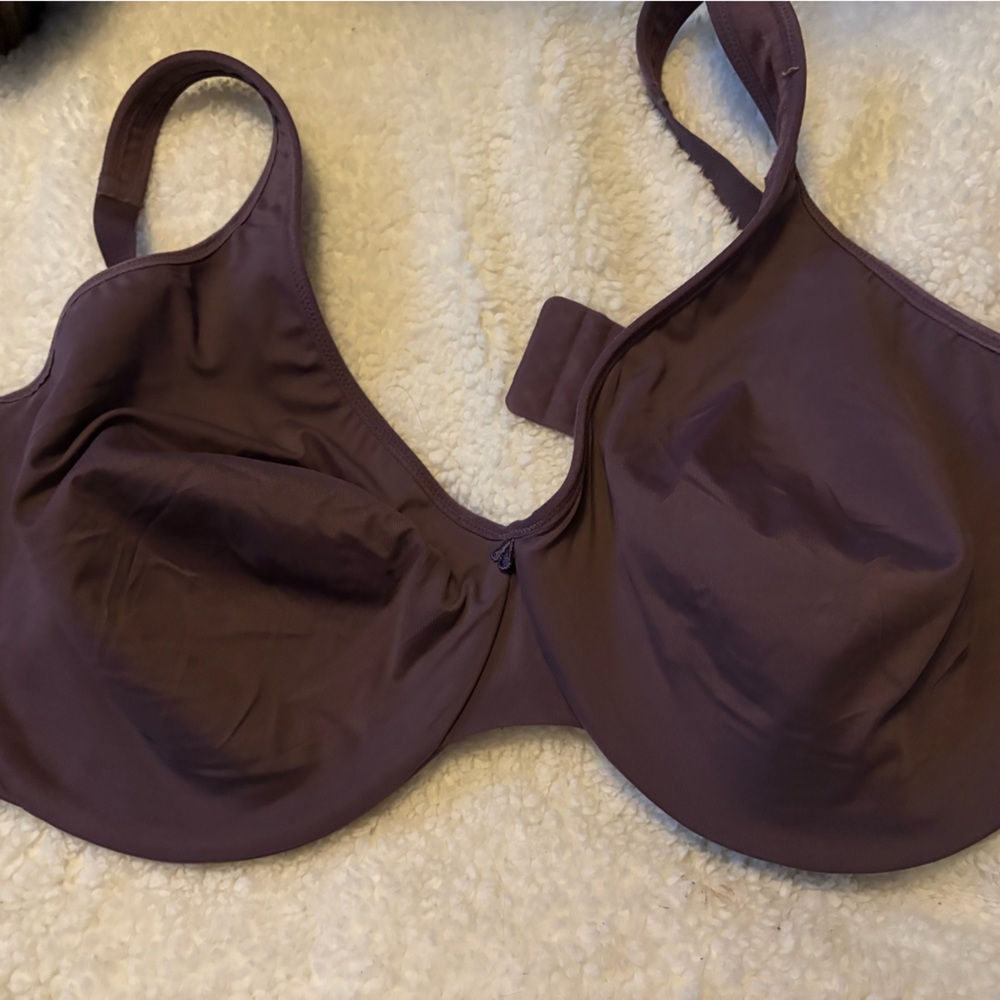Simple t shirt bra